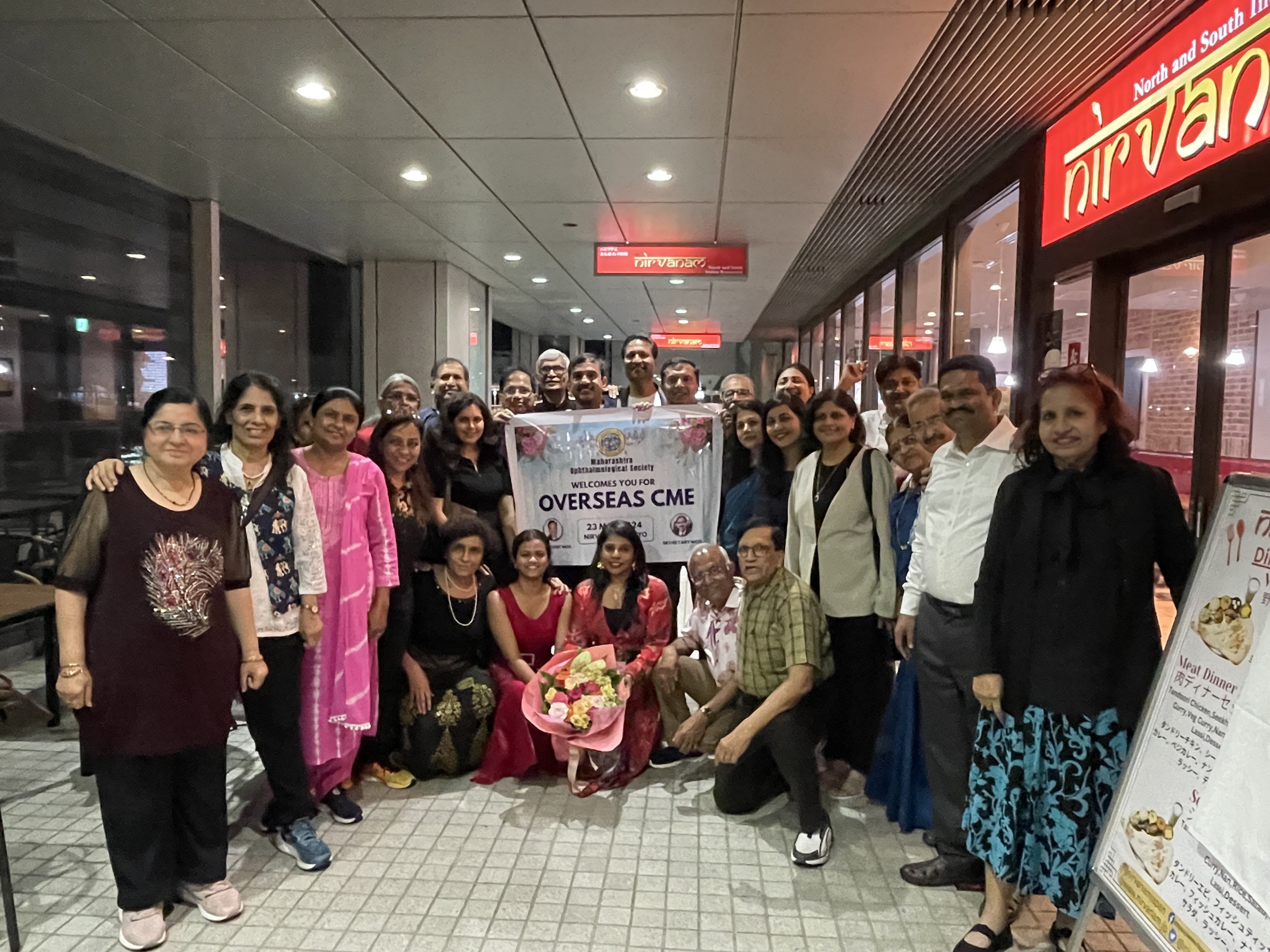 Large international medical conference tour group with private guide Mao in Tokyo